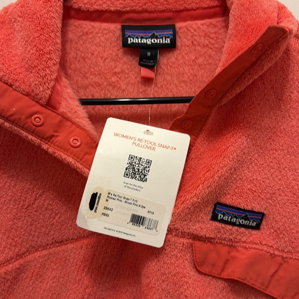 NEW! Patagonia re-tool fleece sweater - Picture 3 of 3